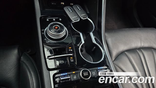 Kia K5 (III) 2.0 Signature 2023 — фото 9