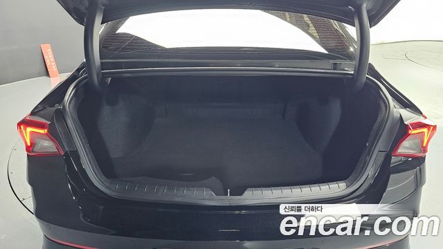 Kia K5 (III) 2.0 Signature 2023 — фото 20