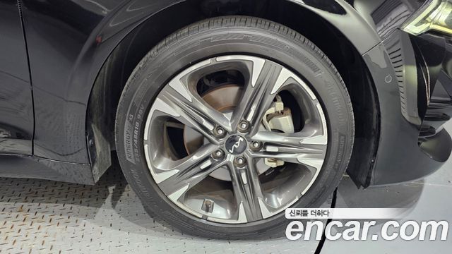 Kia K5 (III) 2.0 Signature 2023 — фото 21