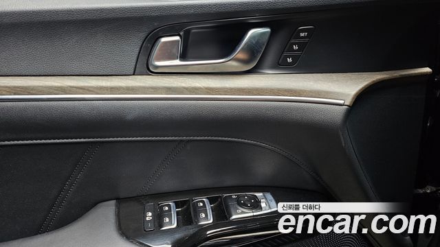 Kia K5 (III) 2.0 Signature 2023 — фото 30