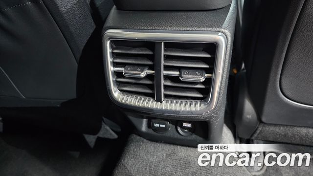 Kia K5 (III) 2.0 Signature 2023 — фото 31