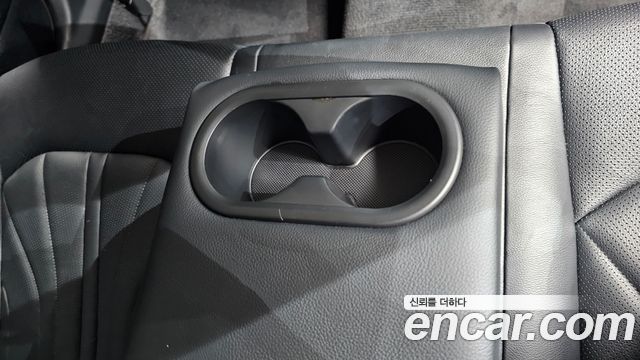 Kia K5 (III) 2.0 Signature 2023 — фото 32