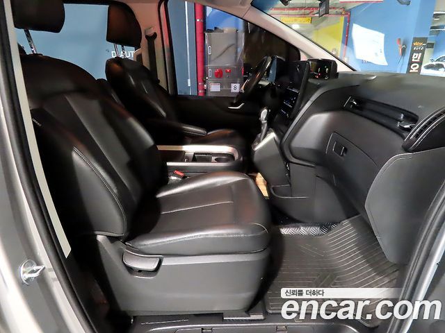 Hyundai Staria Cargo 5-Seater Modern 2023 — фото 8