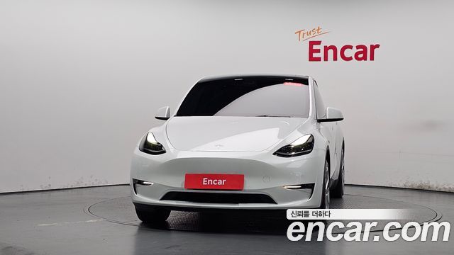 Tesla Model Y Standard Range RWD 2021 — фото 3