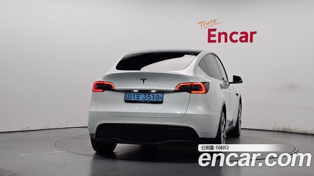 Tesla Model Y Standard Range RWD 2021 — фото 4