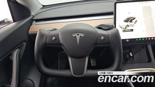 Tesla Model Y Standard Range RWD 2021 — фото 13