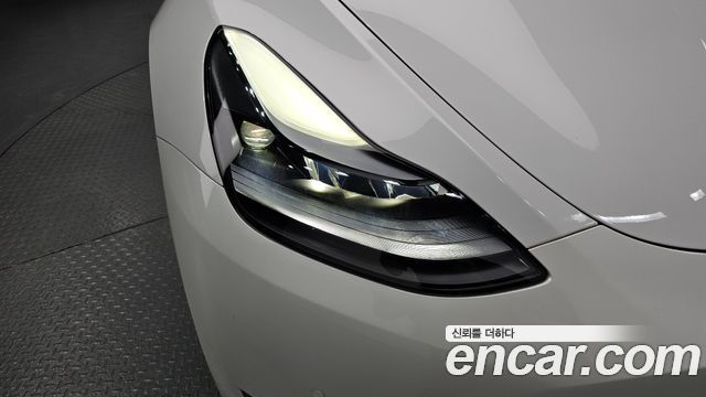 Tesla Model Y Standard Range RWD 2021 — фото 22