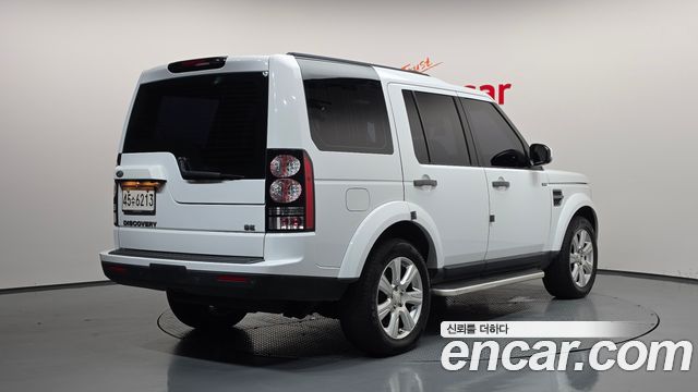 Land Rover Discovery 4 3.0 SDV6 SE 2015 — фото 2