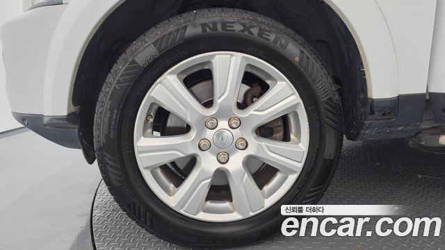 Land Rover Discovery 4 3.0 SDV6 SE 2015 — фото 5