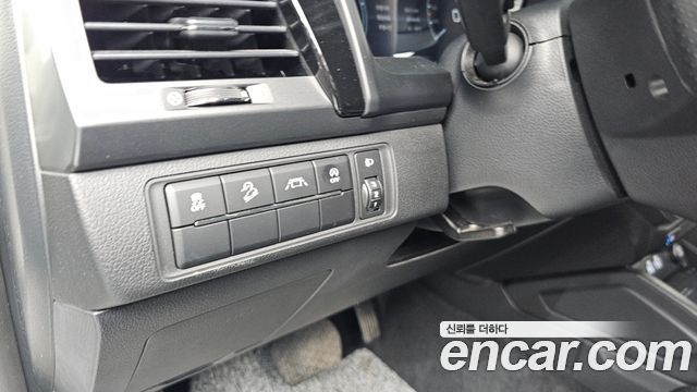 KG Mobility (SsangYong) Rexton Sports Khan Diesel 2.2 4WD Prestige 2023 — фото 18
