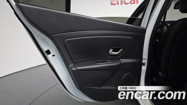 Renault Korea SM3 Z.E. RE 2019 — фото 25