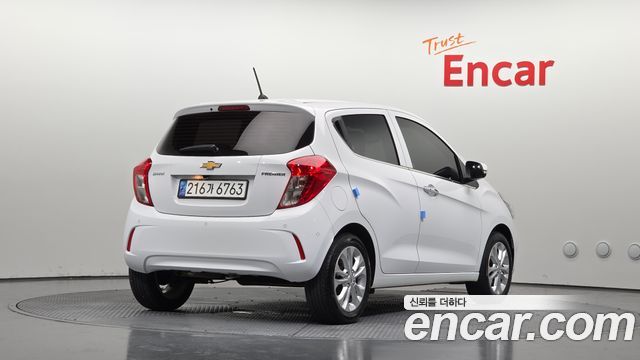 Chevrolet Spark Premier 2022 — фото 2