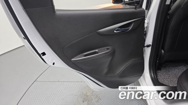 Chevrolet Spark Premier 2022 — фото 25