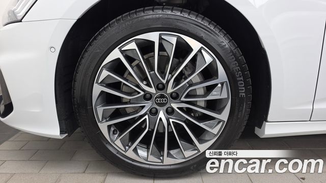 Audi A6 (C8) 45 TFSI Quattro Premium 2025 — фото 5
