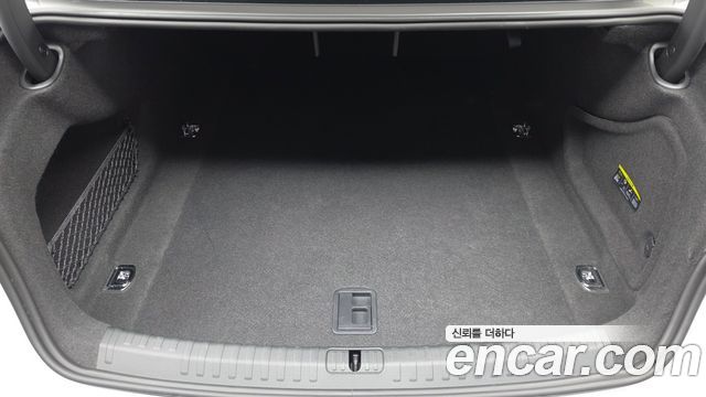 Audi A6 (C8) 45 TFSI Quattro Premium 2025 — фото 20
