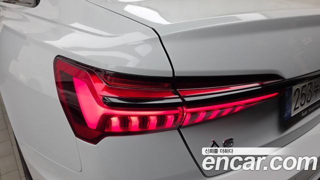Audi A6 (C8) 45 TFSI Quattro Premium 2025 — фото 23