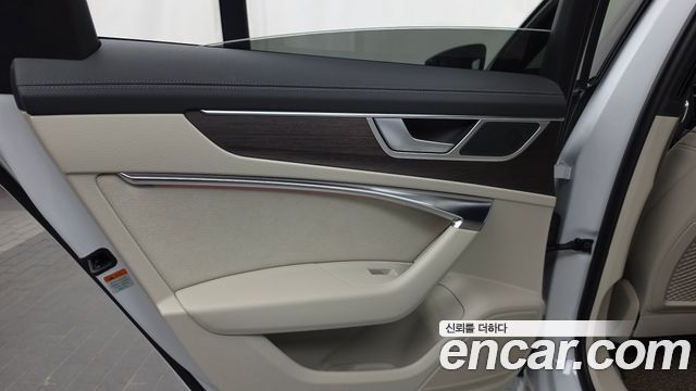 Audi A6 (C8) 45 TFSI Quattro Premium 2025 — фото 25