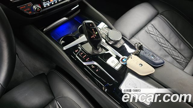 BMW 5 Series (G30) 530i M Sport Package 2023 — фото 9