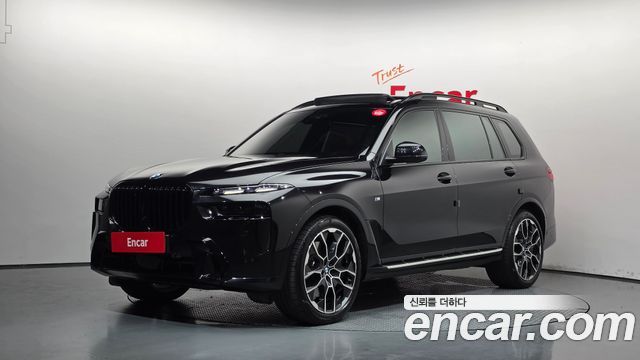 BMW X7 (G07) xDrive 40i M Sport 6STR 2025 — фото 1