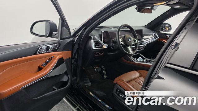 BMW X7 (G07) xDrive 40i M Sport 6STR 2025 — фото 10