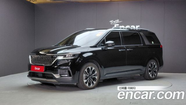 Kia Carnival (IV) Gasoline 9-Seater Signature 2023 — фото 1