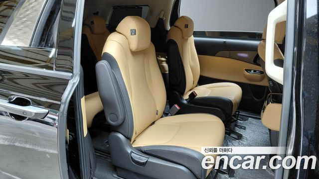 Kia Carnival (IV) Gasoline 9-Seater Signature 2023 — фото 11