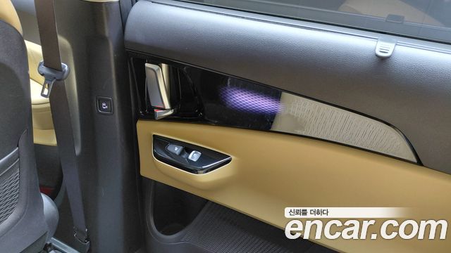 Kia Carnival (IV) Gasoline 9-Seater Signature 2023 — фото 18