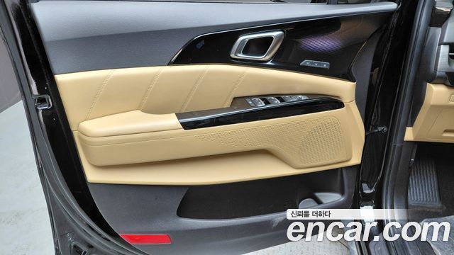 Kia Carnival (IV) Gasoline 9-Seater Signature 2023 — фото 24
