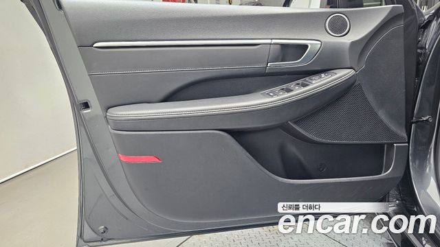Hyundai Sonata (DN8) 1.6 Turbo Premium Plus 2022 — фото 24