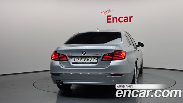 BMW 5 Series (F10) 528i xDrive Luxury 2015 — фото 4
