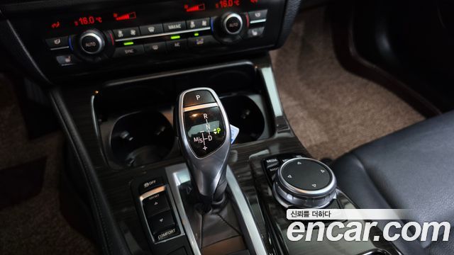 BMW 5 Series (F10) 528i xDrive Luxury 2015 — фото 9