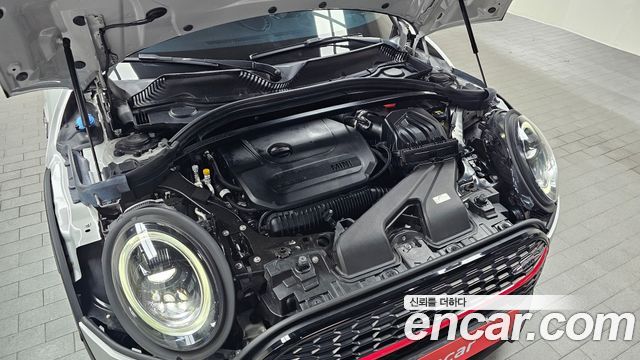 MINI Cooper S Clubman JCW 2nd Gen 2023 — фото 6