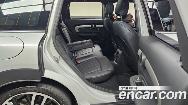 MINI Cooper S Clubman JCW 2nd Gen 2023 — фото 11