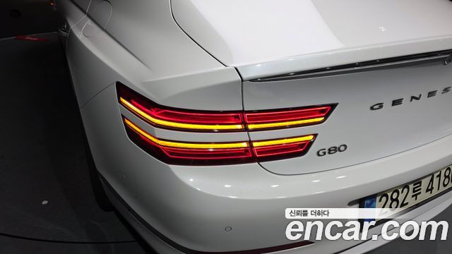 Genesis G80 (RG3) Gasoline 2.5 Turbo AWD 2022 — фото 23