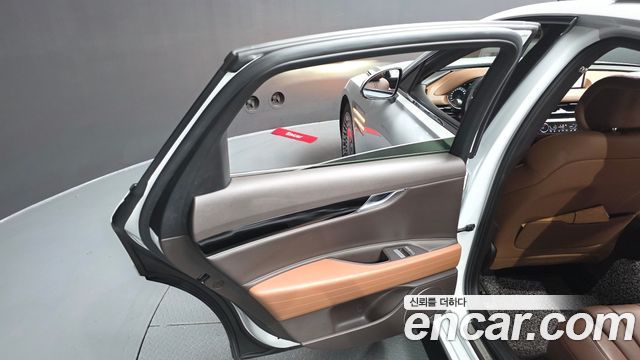 Genesis G80 (RG3) Gasoline 2.5 Turbo AWD 2022 — фото 25