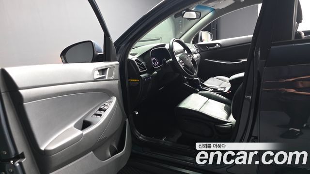 Hyundai Tucson Diesel 2.0 2WD Modern 2019 — фото 10