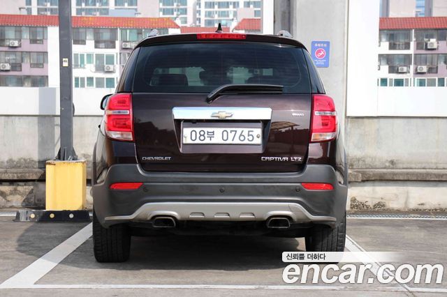 Chevrolet Captiva 4WD LTZ 2015 — фото 7