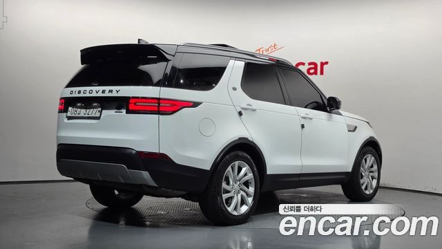 Land Rover Discovery 5 3.0 TD6 HSE 2018 — фото 2