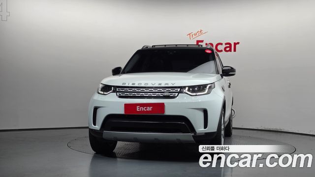 Land Rover Discovery 5 3.0 TD6 HSE 2018 — фото 3