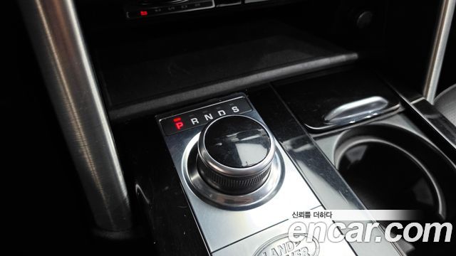 Land Rover Discovery 5 3.0 TD6 HSE 2018 — фото 9