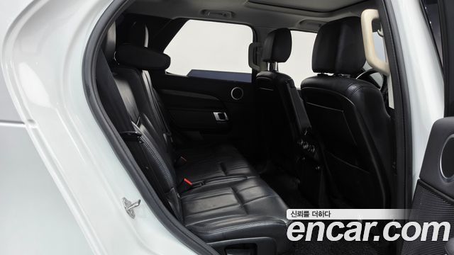 Land Rover Discovery 5 3.0 TD6 HSE 2018 — фото 11