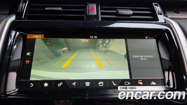 Land Rover Discovery 5 3.0 TD6 HSE 2018 — фото 14