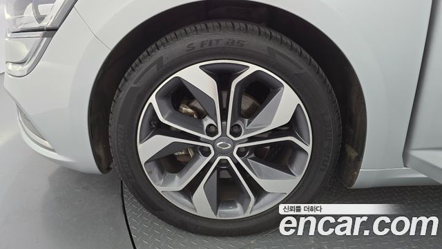 Renault Korea SM6 2.0 LPe SE (Rental car) 2019 — фото 5