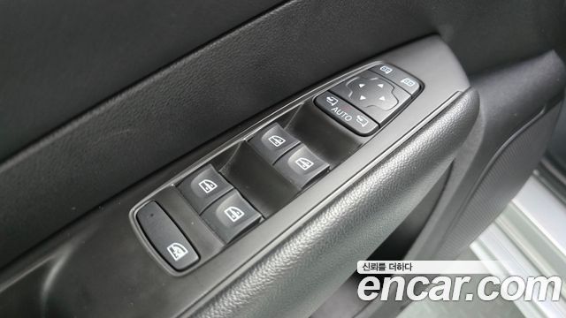 Renault Korea SM6 2.0 LPe SE (Rental car) 2019 — фото 20