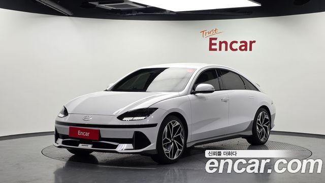Hyundai Ioniq 6 Long Range Exclusive + 2023 — фото 1