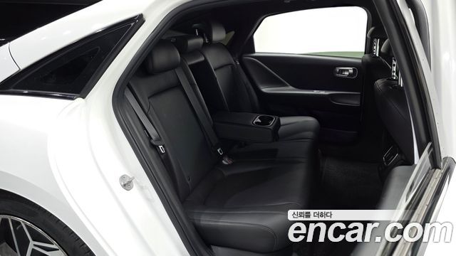Hyundai Ioniq 6 Long Range Exclusive + 2023 — фото 15