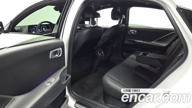 Hyundai Ioniq 6 Long Range Exclusive + 2023 — фото 16