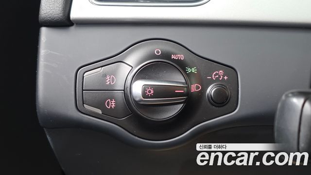Audi A4 2.0 TFSI Quattro B8 2011 — фото 12