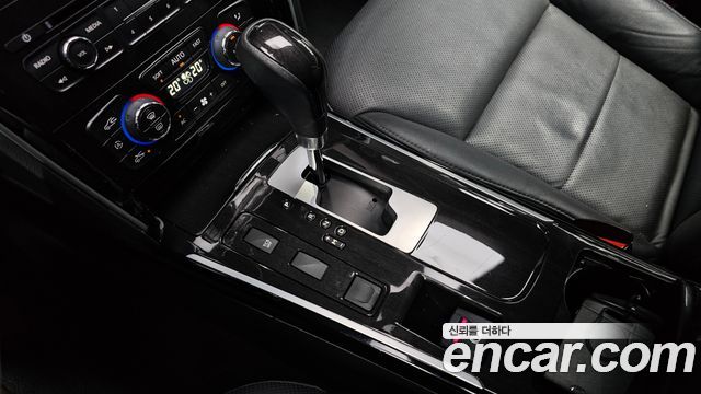 Renault Korea SM7 Nova LPLI 2.0 LPe Disabled 2017 — фото 9