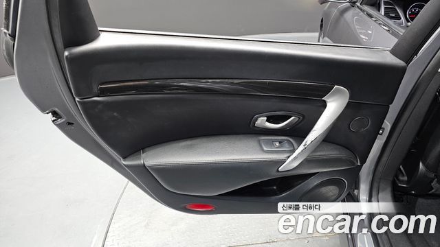 Renault Korea SM7 Nova LPLI 2.0 LPe Disabled 2017 — фото 25